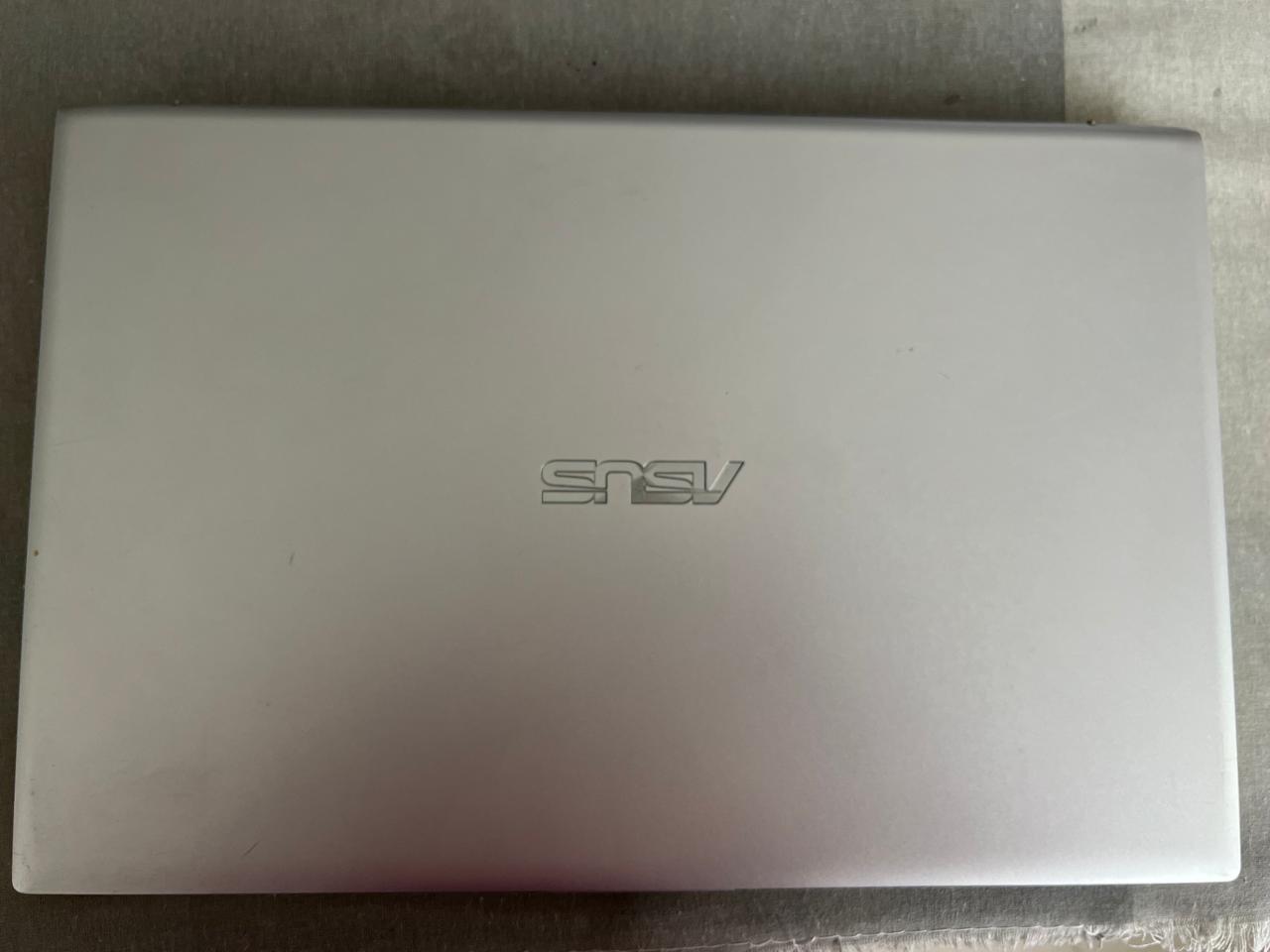 Asus vivobook 256gb intel corei5